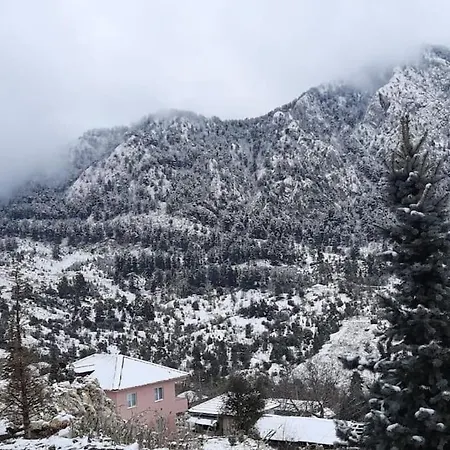 Chalé Ciftlik Ve Dag Evi - Canerbey Kemer