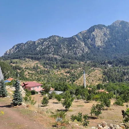 Ciftlik Ve Dag Evi - Canerbey Alpesi faház *